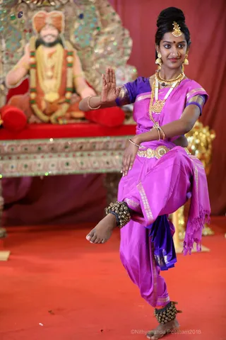 http://nithyananda.org/sites/default/files/photo-gallery/2018-10Oct-22-nithyananda-diary_bengaluru-aadheenam_uttamotama-seva_7T7A5503.JPG