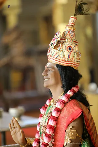 http://nithyananda.org/sites/default/files/photo-gallery/2018-10Oct-23-nithyananda-diary_bengaluru-aadheenam_uttamotama-seva_7T7A0090.JPG