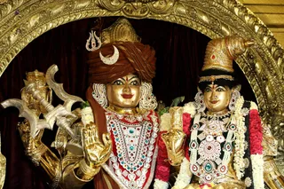 http://nithyananda.org/sites/default/files/photo-gallery/2018-10Oct-23-nithyananda-diary_bengaluru-aadheenam_uttamotama-seva_7T7A0099.JPG
