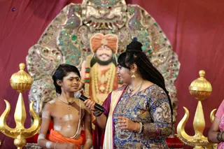 http://nithyananda.org/sites/default/files/photo-gallery/2018-10Oct-23-nithyananda-diary_bengaluru-aadheenam_uttamotama-seva_7T7A0113.JPG