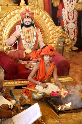 http://nithyananda.org/sites/default/files/photo-gallery/2018-10Oct-23-nithyananda-diary_bengaluru-aadheenam_uttamotama-seva_7T7A0195.JPG