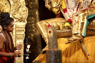 http://nithyananda.org/sites/default/files/photo-gallery/2018-10Oct-25-nithyananda-diary_bengaluru-aadheenam_uttamotama-seva_7T7A5564.JPG
