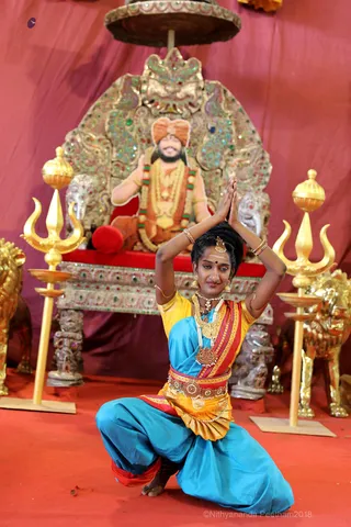 http://nithyananda.org/sites/default/files/photo-gallery/2018-10Oct-25-nithyananda-diary_bengaluru-aadheenam_uttamotama-seva_7T9A5527.JPG