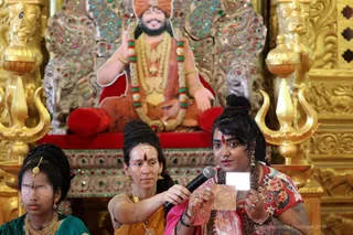 http://nithyananda.org/sites/default/files/photo-gallery/2018-10Oct-26-nithyananda-diary_bengaluru-aadheenam_uttamotama-seva_7T7A5807.JPG