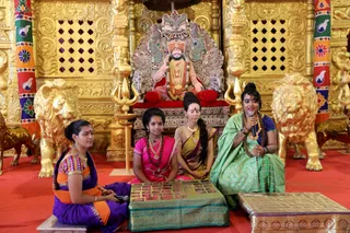 http://nithyananda.org/sites/default/files/photo-gallery/2018-10Oct-27-nithyananda-diary_bengaluru-aadheenam_uttamotama-seva_7T9A9552.JPG