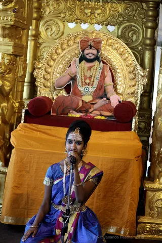 http://nithyananda.org/sites/default/files/photo-gallery/2018-10Oct-29-nithyananda-diary_bengaluru-aadheenam_uttamotama-seva_7T7A9734.JPG