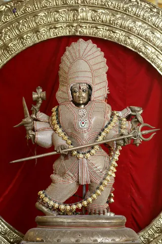 http://nithyananda.org/sites/default/files/photo-gallery/2018-11Nov-06-nithyananda-diary_bengaluru-aadheenam_uttamotama-seva_7T9A0329.JPG