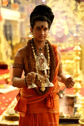 http://nithyananda.org/sites/default/files/photo-gallery/2018-11Nov-06-nithyananda-diary_bengaluru-aadheenam_uttamotama-seva_7T9A0477.JPG