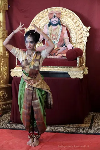 http://nithyananda.org/sites/default/files/photo-gallery/2018-11Nov-07-nithyananda-diary_bengaluru-aadheenam_uttamotama-seva_7T7A0125.JPG
