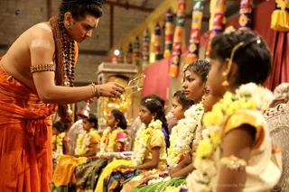 http://nithyananda.org/sites/default/files/photo-gallery/2018-11Nov-07-nithyananda-diary_bengaluru-aadheenam_uttamotama-seva_7T9A0513.JPG