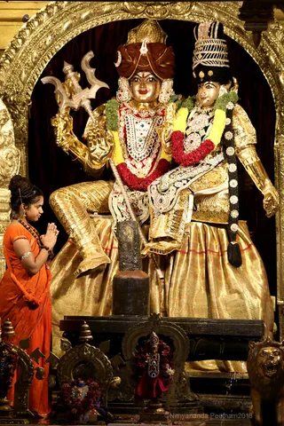 http://nithyananda.org/sites/default/files/photo-gallery/2018-11Nov-07-nithyananda-diary_bengaluru-aadheenam_uttamotama-seva_7T9A0562.JPG