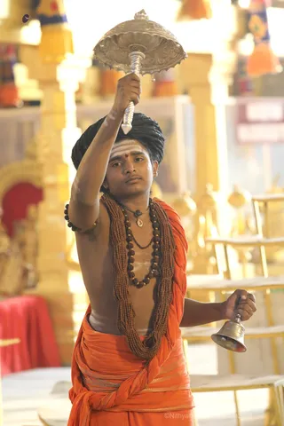 http://nithyananda.org/sites/default/files/photo-gallery/2018-11Nov-07-nithyananda-diary_bengaluru-aadheenam_uttamotama-seva_7T9A0626_0.JPG
