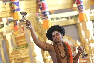 http://nithyananda.org/sites/default/files/photo-gallery/2018-11Nov-07-nithyananda-diary_bengaluru-aadheenam_uttamotama-seva_7T9A0640_0.JPG