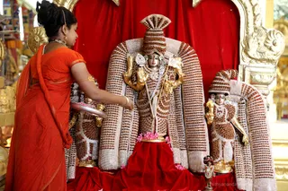 http://nithyananda.org/sites/default/files/photo-gallery/2018-11Nov-09-nithyananda-diary_bengaluru-aadheenam_uttamotama-seva_7T9A0281.JPG