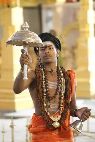 http://nithyananda.org/sites/default/files/photo-gallery/2018-11Nov-11-nithyananda-diary_bengaluru-aadheenam_uttamotama-seva_7T9A0609.JPG
