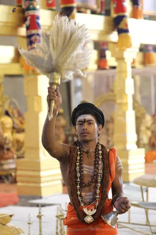 http://nithyananda.org/sites/default/files/photo-gallery/2018-11Nov-11-nithyananda-diary_bengaluru-aadheenam_uttamotama-seva_7T9A0613.JPG