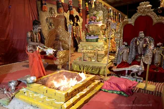 http://nithyananda.org/sites/default/files/photo-gallery/2018-11Nov-12-nithyananda-diary_bengaluru-aadheenam_uttamotama-seva_7T9A0926.JPG