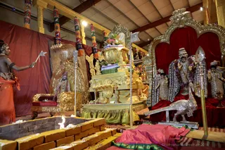 http://nithyananda.org/sites/default/files/photo-gallery/2018-11Nov-12-nithyananda-diary_bengaluru-aadheenam_uttamotama-seva_7T9A0941.JPG