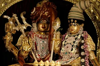 http://nithyananda.org/sites/default/files/photo-gallery/2018-11Nov-13-nithyananda-diary_bengaluru-aadheenam_uttamotama-seva_7T9A1016.JPG