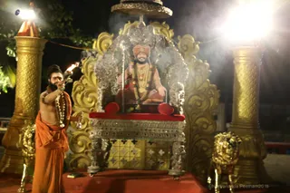 http://nithyananda.org/sites/default/files/photo-gallery/2018-11Nov-13-nithyananda-diary_bengaluru-aadheenam_uttamotama-seva_7T9A1041.JPG