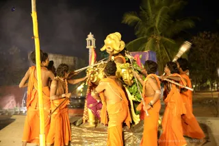 http://nithyananda.org/sites/default/files/photo-gallery/2018-11Nov-13-nithyananda-diary_bengaluru-aadheenam_uttamotama-seva_7T9A1049.JPG