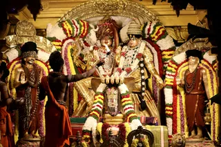 http://nithyananda.org/sites/default/files/photo-gallery/2018-11Nov-14-nithyananda-diary_bengaluru-aadheenam_uttamotama-seva_7T9A1079.JPG