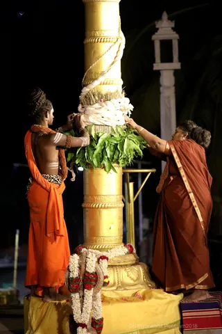http://nithyananda.org/sites/default/files/photo-gallery/2018-11Nov-14-nithyananda-diary_bengaluru-aadheenam_uttamotama-seva_7T9A1105.JPG