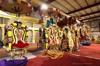 http://nithyananda.org/sites/default/files/photo-gallery/2018-11Nov-14-nithyananda-diary_bengaluru-aadheenam_uttamotama-seva_7T9A1148.JPG