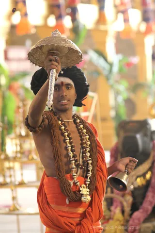 http://nithyananda.org/sites/default/files/photo-gallery/2018-11Nov-14-nithyananda-diary_bengaluru-aadheenam_uttamotama-seva_7T9A1205.JPG