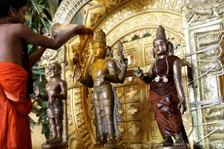 http://nithyananda.org/sites/default/files/photo-gallery/2018-11Nov-14-nithyananda-diary_bengaluru-aadheenam_uttamotama-seva_7T9A1228.JPG