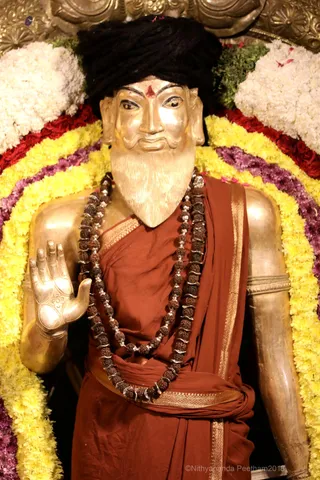 http://nithyananda.org/sites/default/files/photo-gallery/2018-11Nov-16-nithyananda-diary_bengaluru-aadheenam_uttamotama-seva_7T7A1367_0.JPG