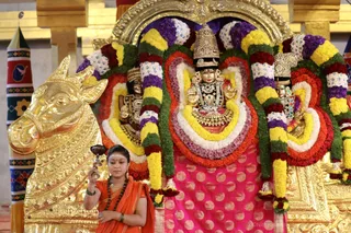 http://nithyananda.org/sites/default/files/photo-gallery/2018-11Nov-16-nithyananda-diary_bengaluru-aadheenam_uttamotama-seva_7T7A1386_0.JPG