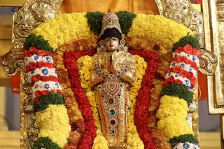 http://nithyananda.org/sites/default/files/photo-gallery/2018-11Nov-18-nithyananda-diary_bengaluru-aadheenam_uttamotama-seva_7T7A1666.JPG