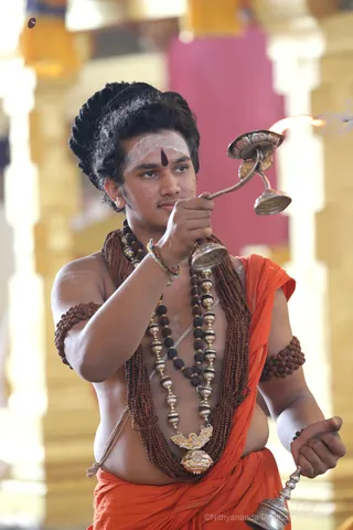 http://nithyananda.org/sites/default/files/photo-gallery/2018-11Nov-18-nithyananda-diary_bengaluru-aadheenam_uttamotama-seva_7T7A1701.JPG