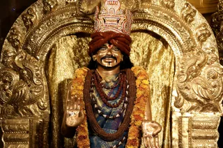 http://nithyananda.org/sites/default/files/photo-gallery/2018-11Nov-19-nithyananda-diary_bengaluru-aadheenam_uttamotama-seva_7T7A1735.JPG