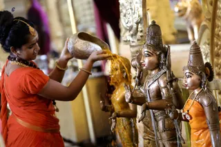 http://nithyananda.org/sites/default/files/photo-gallery/2018-11Nov-19-nithyananda-diary_bengaluru-aadheenam_uttamotama-seva_7T7A1782.JPG