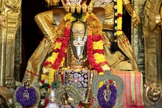 http://nithyananda.org/sites/default/files/photo-gallery/2018-11Nov-19-nithyananda-diary_bengaluru-aadheenam_uttamotama-seva_7T7A1820.JPG