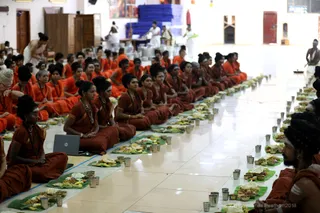 http://nithyananda.org/sites/default/files/photo-gallery/2018-11Nov-19-nithyananda-diary_bengaluru-aadheenam_uttamotama-seva_7T9A2110.JPG