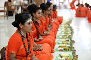 http://nithyananda.org/sites/default/files/photo-gallery/2018-11Nov-19-nithyananda-diary_bengaluru-aadheenam_uttamotama-seva_7T9A2123.JPG