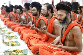 http://nithyananda.org/sites/default/files/photo-gallery/2018-11Nov-19-nithyananda-diary_bengaluru-aadheenam_uttamotama-seva_7T9A2160.JPG