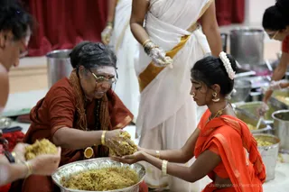http://nithyananda.org/sites/default/files/photo-gallery/2018-11Nov-19-nithyananda-diary_bengaluru-aadheenam_uttamotama-seva_7T9A2257.JPG