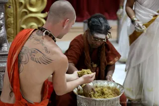 http://nithyananda.org/sites/default/files/photo-gallery/2018-11Nov-19-nithyananda-diary_bengaluru-aadheenam_uttamotama-seva_7T9A2259.JPG