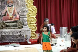 http://nithyananda.org/sites/default/files/photo-gallery/2018-11Nov-19-nithyananda-diary_bengaluru-aadheenam_uttamotama-seva_7T9A2345.JPG
