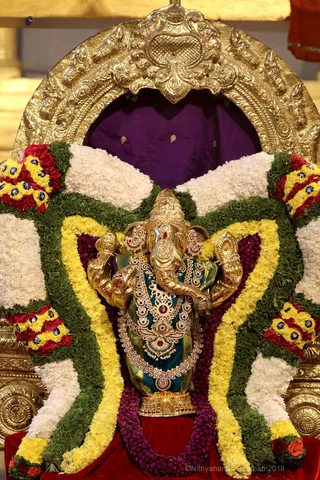 http://nithyananda.org/sites/default/files/photo-gallery/2018-11Nov-20-nithyananda-diary_bengaluru-aadheenam_uttamotama-seva_7T7A1871.JPG