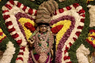 http://nithyananda.org/sites/default/files/photo-gallery/2018-11Nov-20-nithyananda-diary_bengaluru-aadheenam_uttamotama-seva_7T7A1878.JPG