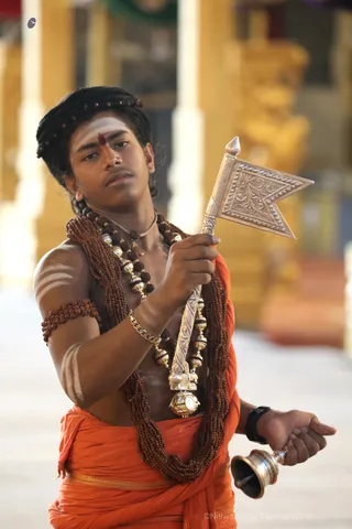 http://nithyananda.org/sites/default/files/photo-gallery/2018-11Nov-20-nithyananda-diary_bengaluru-aadheenam_uttamotama-seva_7T7A1905.JPG