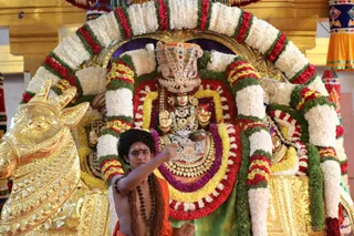 http://nithyananda.org/sites/default/files/photo-gallery/2018-11Nov-20-nithyananda-diary_bengaluru-aadheenam_uttamotama-seva_7T7A1921.JPG