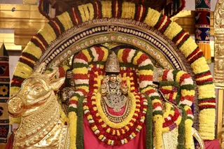 http://nithyananda.org/sites/default/files/photo-gallery/2018-11Nov-21-nithyananda-diary_bengaluru-aadheenam_uttamotama-seva_7T7A2012.JPG