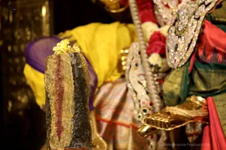 http://nithyananda.org/sites/default/files/photo-gallery/2018-11Nov-21-nithyananda-diary_bengaluru-aadheenam_uttamotama-seva_7T7A2055.JPG