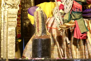 http://nithyananda.org/sites/default/files/photo-gallery/2018-11Nov-21-nithyananda-diary_bengaluru-aadheenam_uttamotama-seva_7T7A2063.JPG